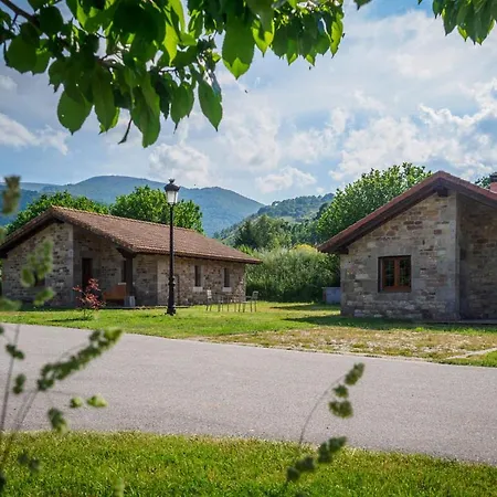 Complejo Puente Entrambasaguas (Hermandad de Campoo de Suso)